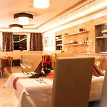 Venetrast 3*