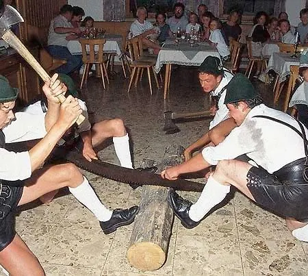 Venetrast Πανσιόν 3*